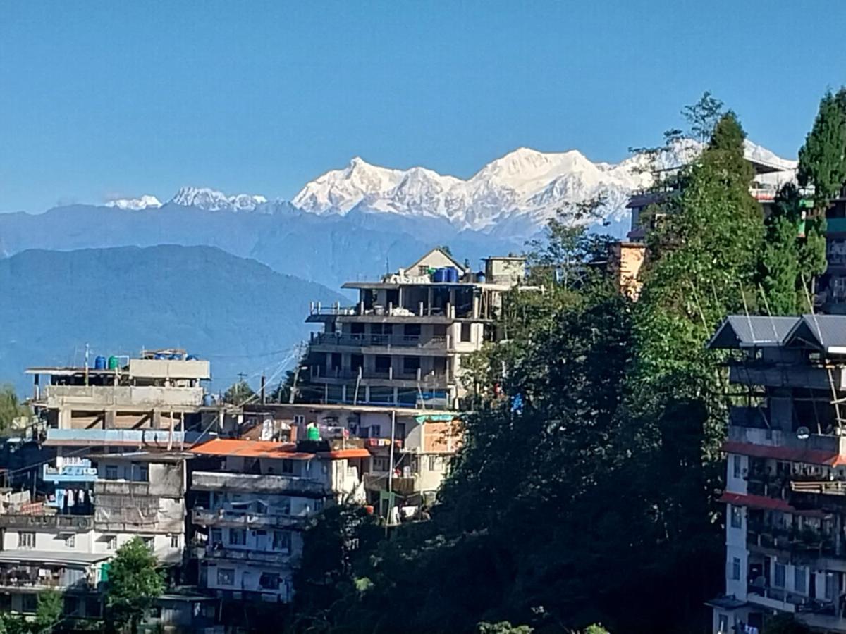 Sunakhari Homestay Darjeeling - Housity