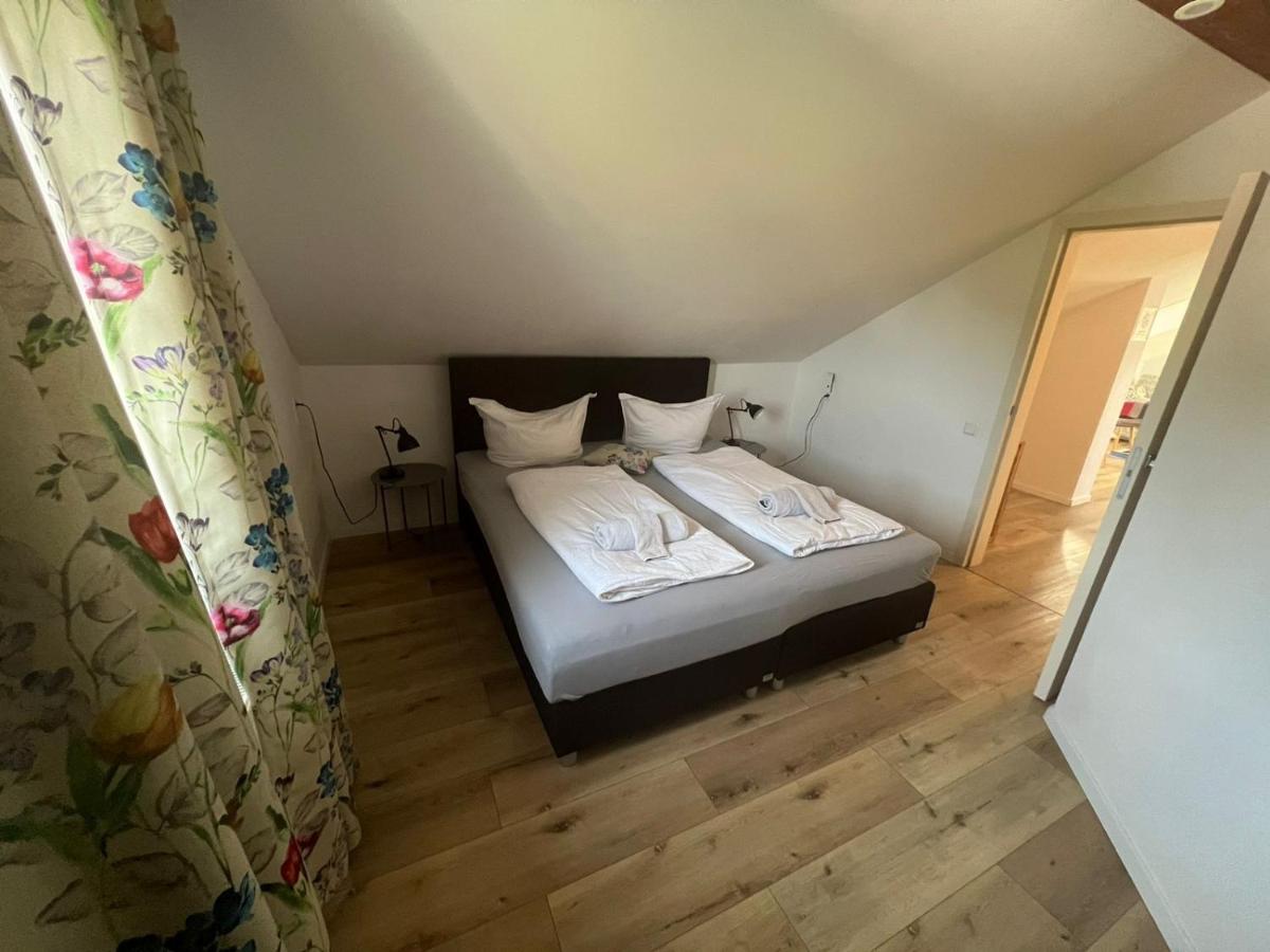 Apartment 22 - Housity