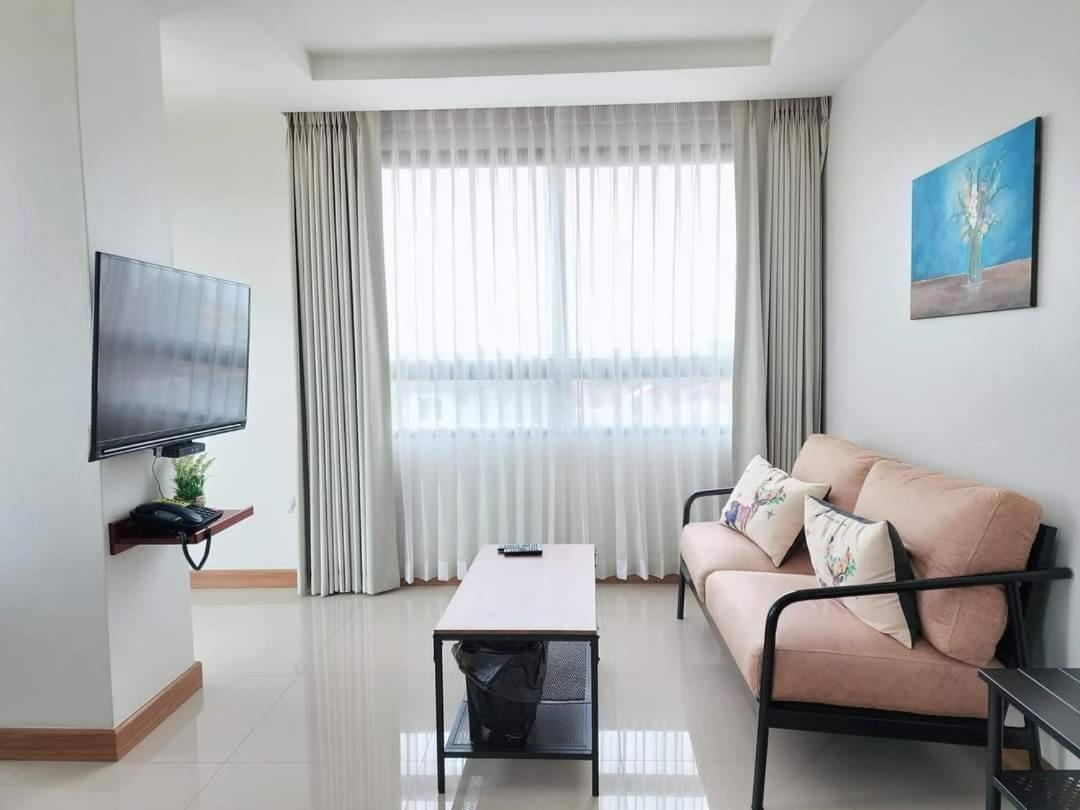 Aethmmaariin baangkhlaa rimaemnambaangpakng - Housity