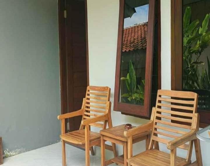 Tiffany Garden - Housity