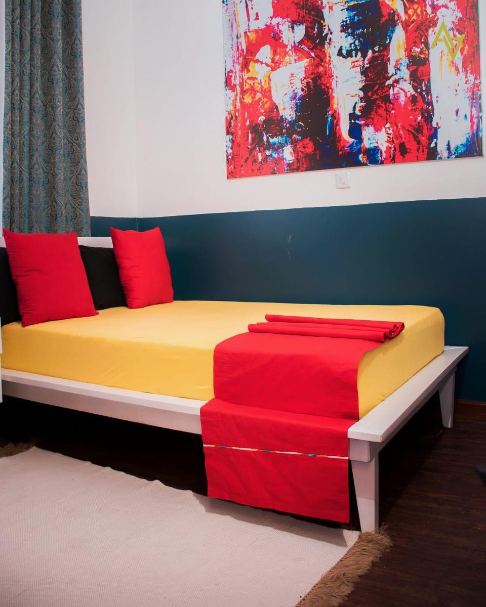 Two Bedroom Cozy Apartment - Housity