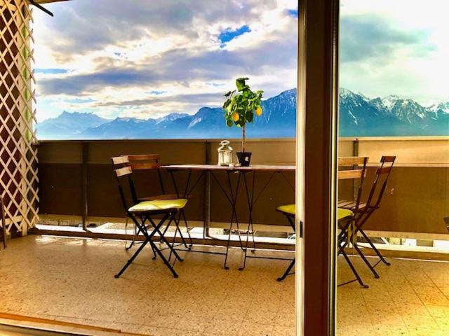 Suitetrails - Central Studio with Lake View | 102