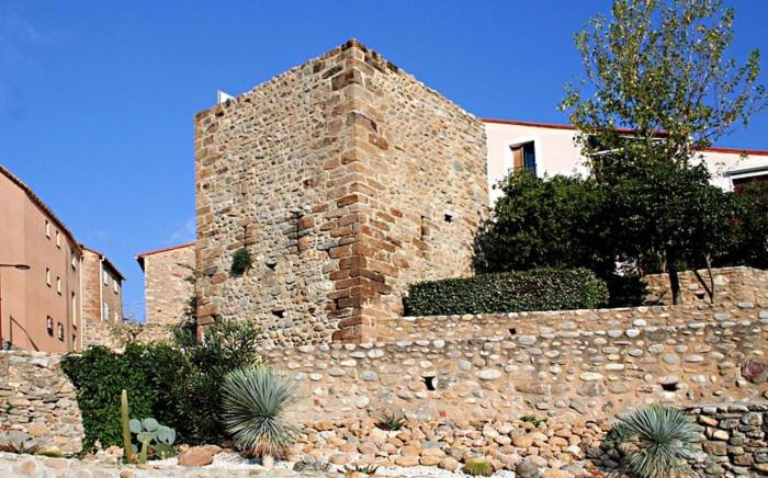 Appartement coquet Le Boulou - Housity