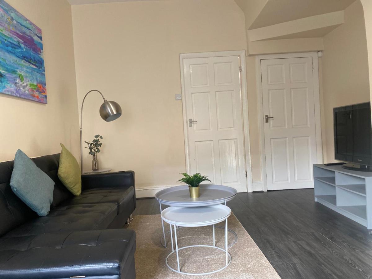 Alexander Apartments Saltwell Park - Housity