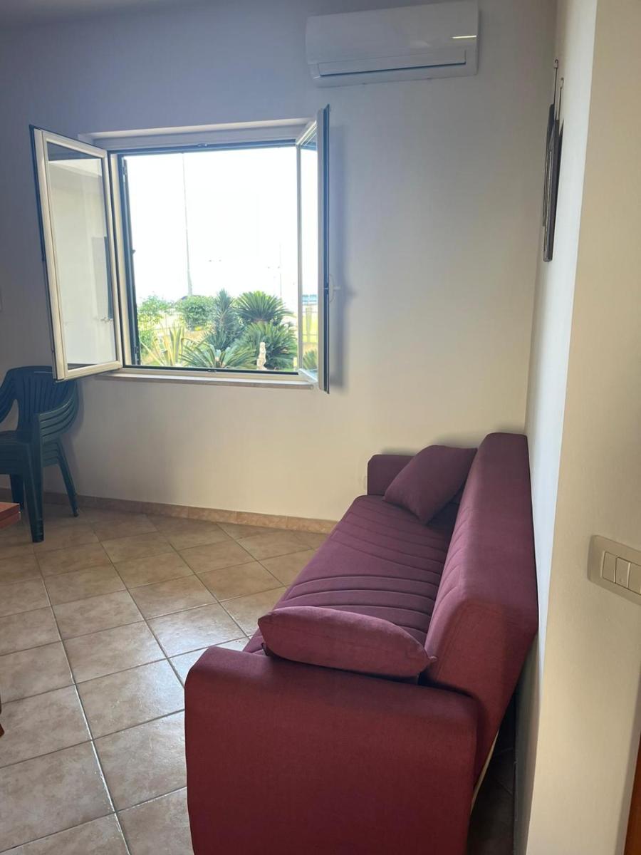 Bilocale vista mare sul lungomare - Housity