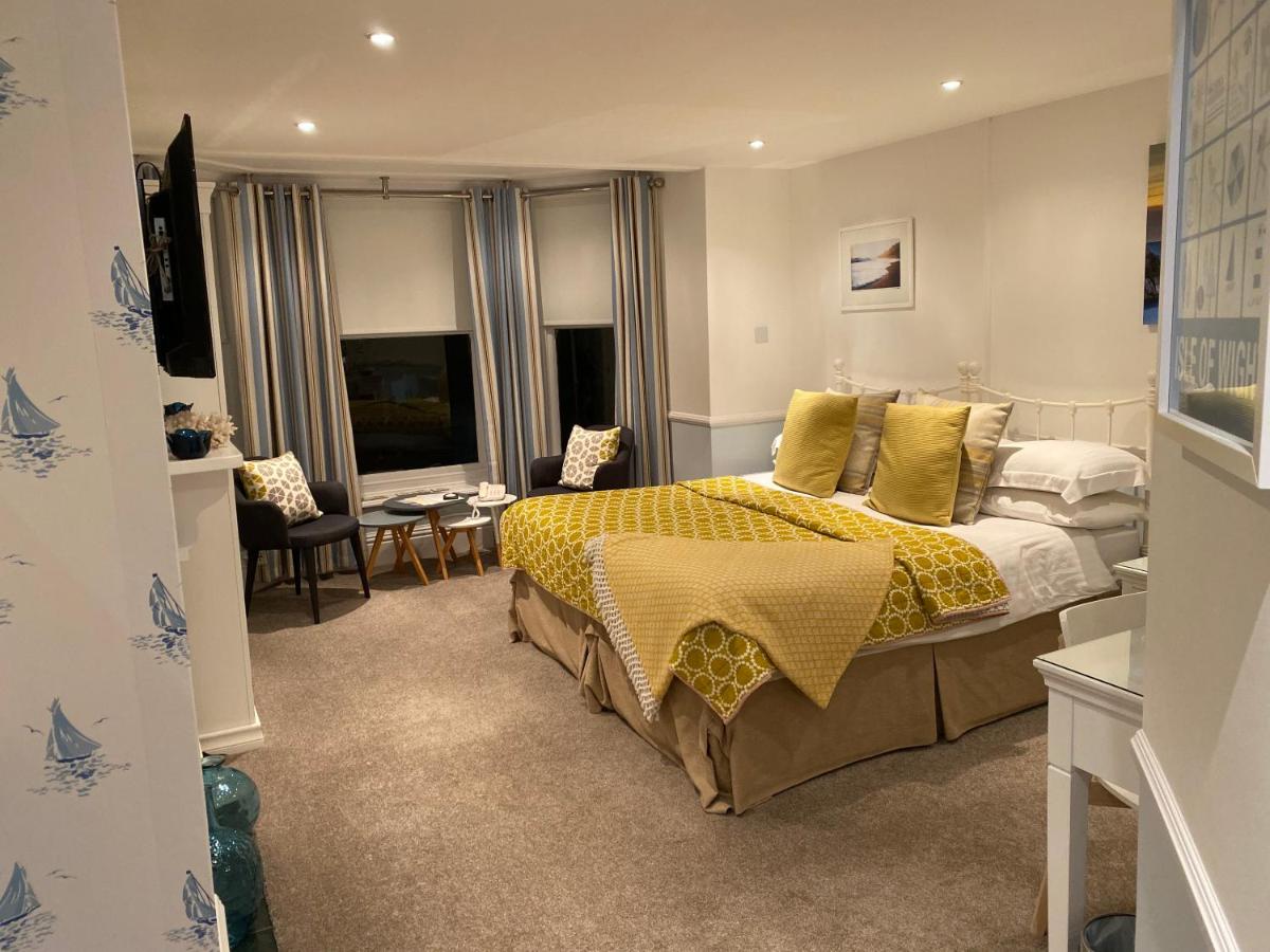 The Seaview Hotel And Restaurant - Housity