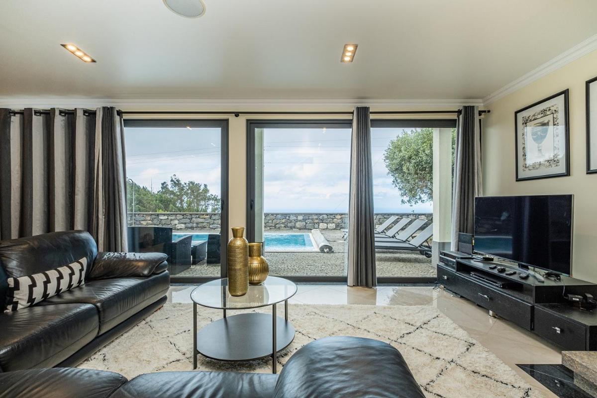 Countryside Nest by Madeira Sun Travel - Housity