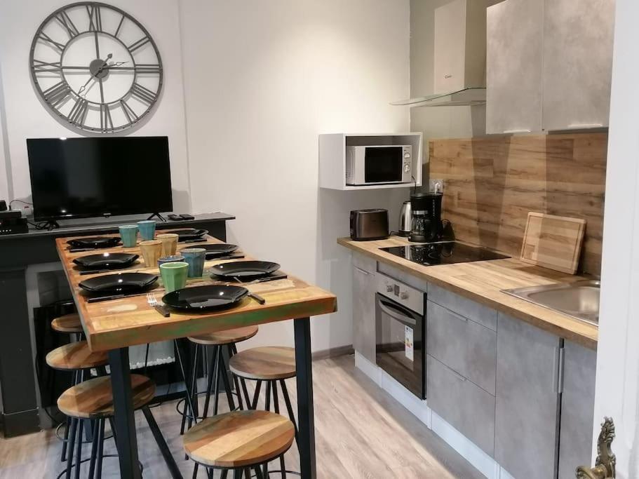 La Rustique House 4 chbres Proche Valenciennes - Housity