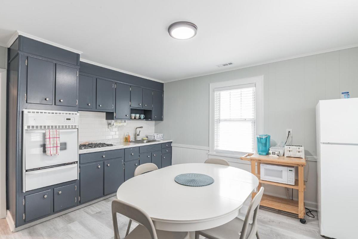 Large Beach Home with Ocean Views from Balcony Unit 2 and 3 - Housity