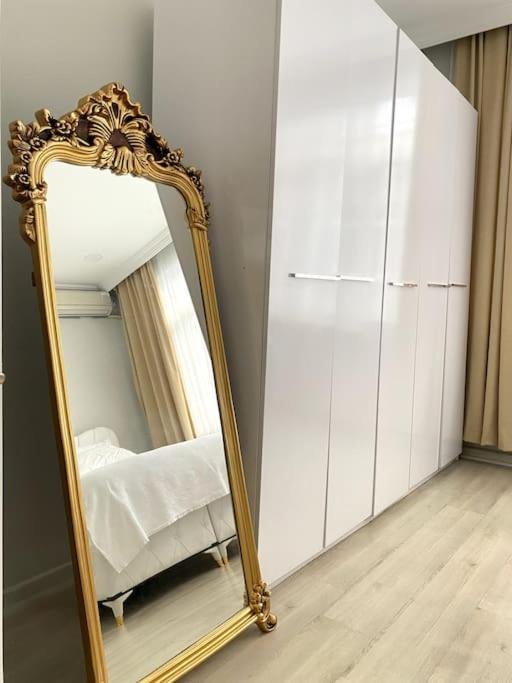 Ortaköy sahil'de Müstakil 3+1 ve 2 Banyolu Ev - Housity