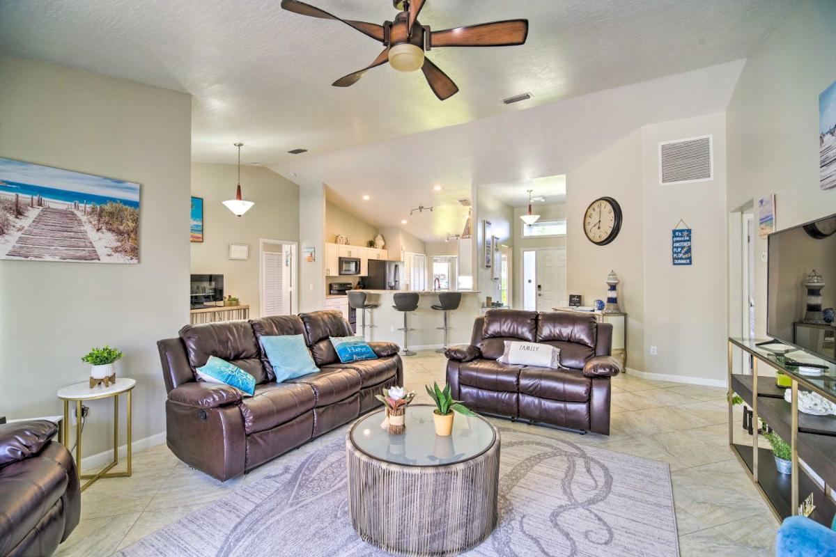 Serene Sebastian Escape with Private Updated Pool - Housity