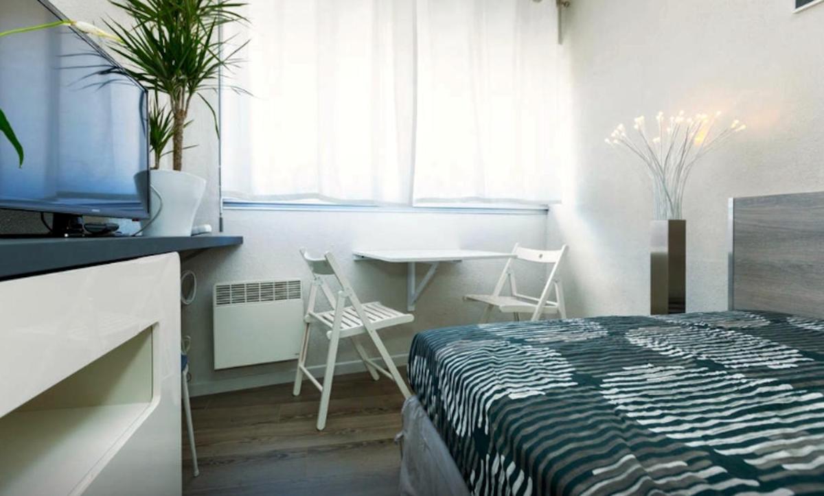Studio Vue Palais des Papes - Housity