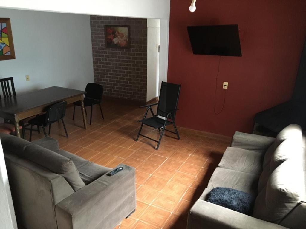 N6-CASA CÉNTRICA 2 DORMITORIOS Con AIRE ACONDICIONADO - Housity