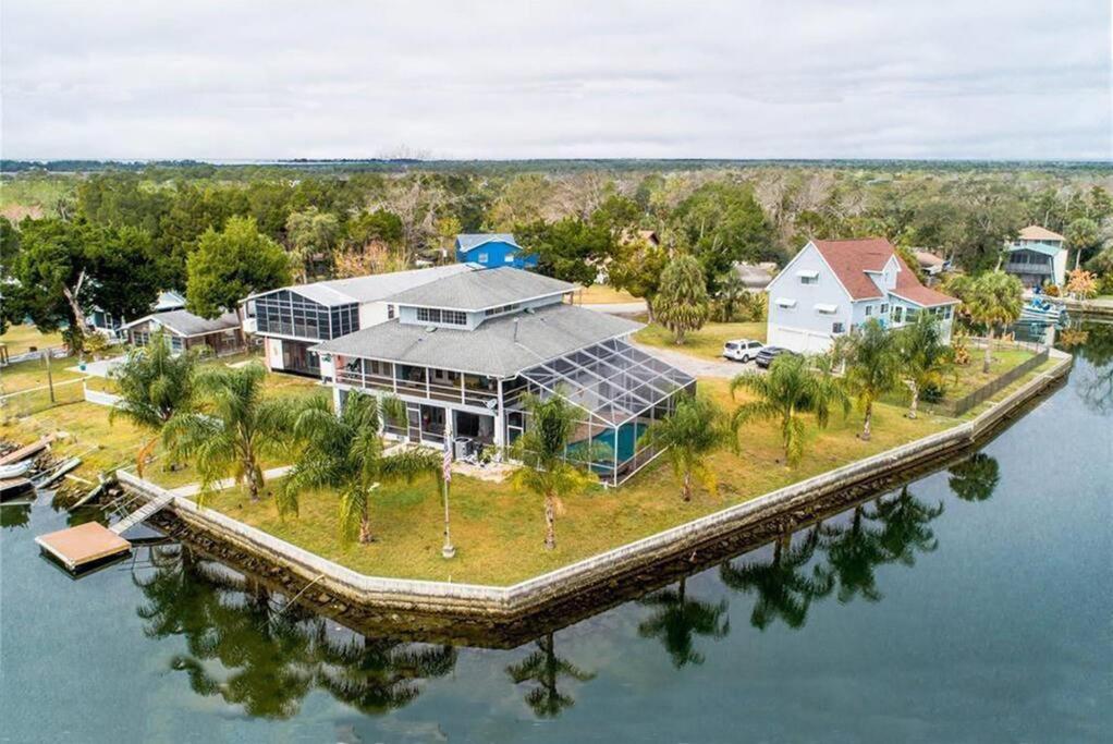 Suitetrails - PALM CREEK GETAWAY spring water meets gulf+pool/spa