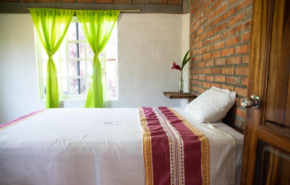 Casa Conejo - Housity