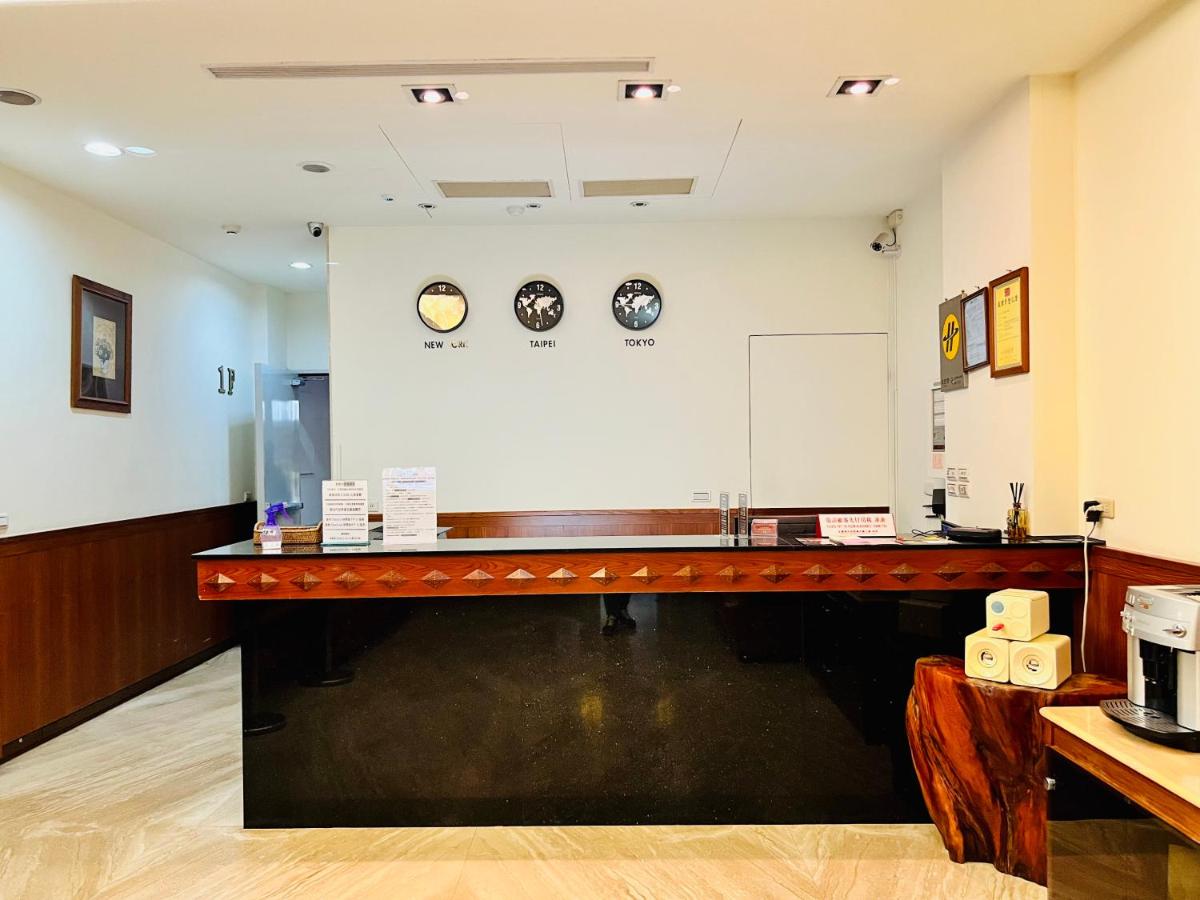 Mucha Boutique Hotel - Housity