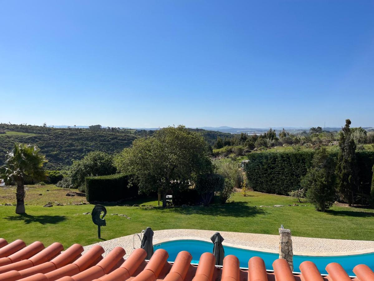 Villa Casa Branca - with Private Pool & Big Garden - Housity