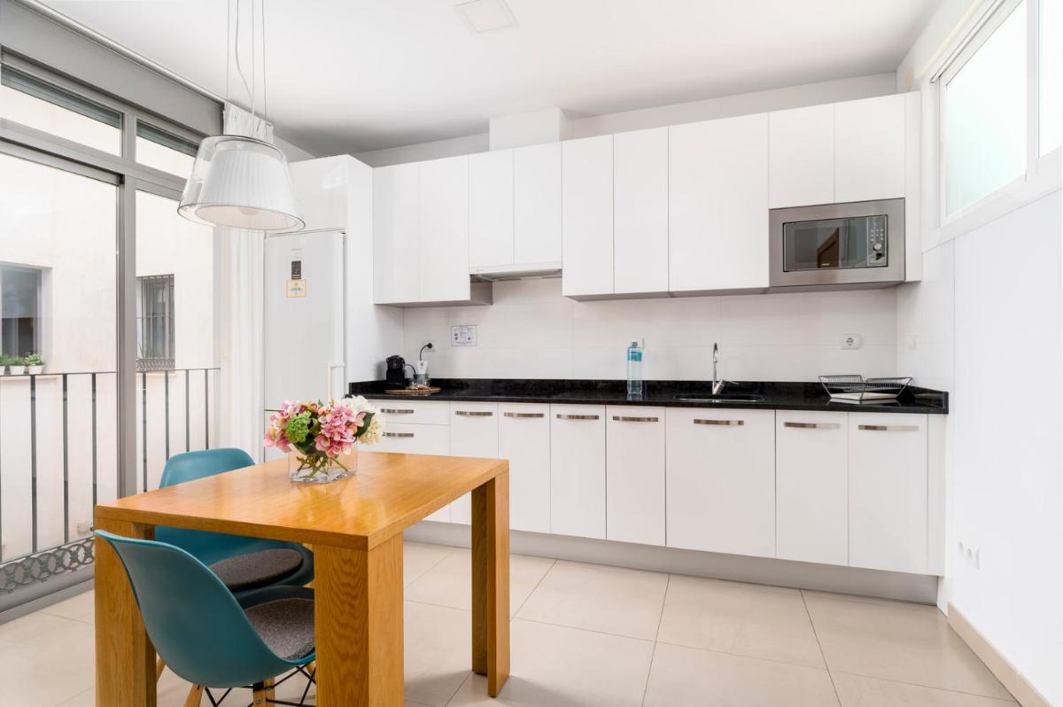 Suites Del Pintor - Housity
