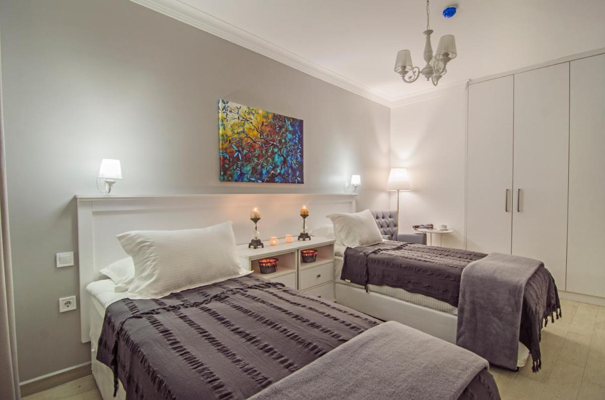 Rodina Suites Hotel - Housity