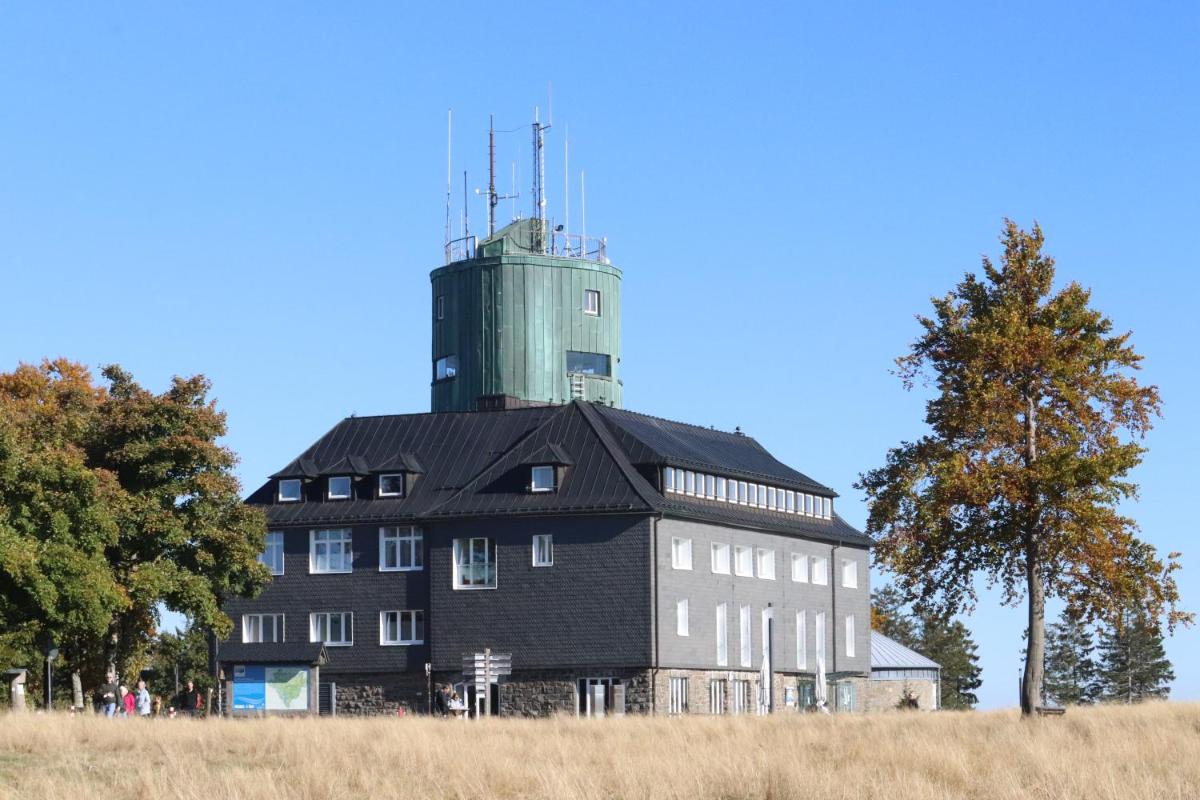 Dein Winterberg Apartment - WIFI Geschirrspüler Smart TV - Housity