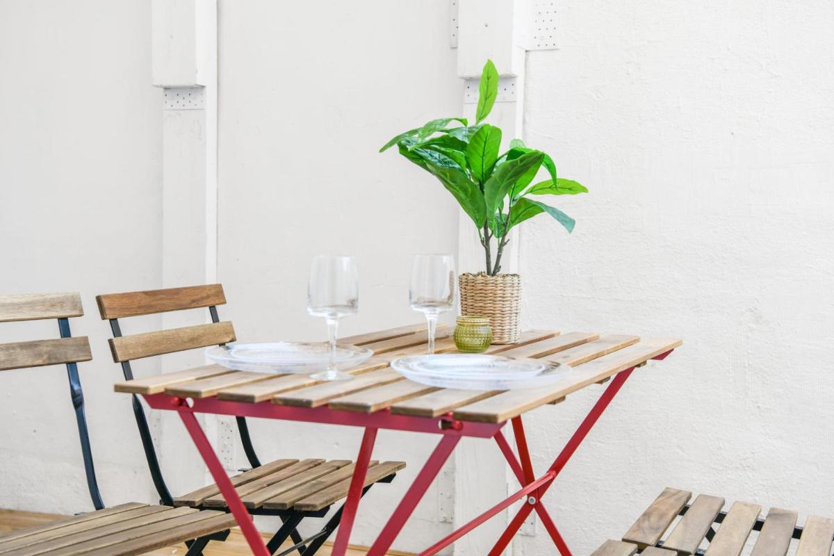 Suitetrails - Le Julien I - Avec terrasse au Cours Julien