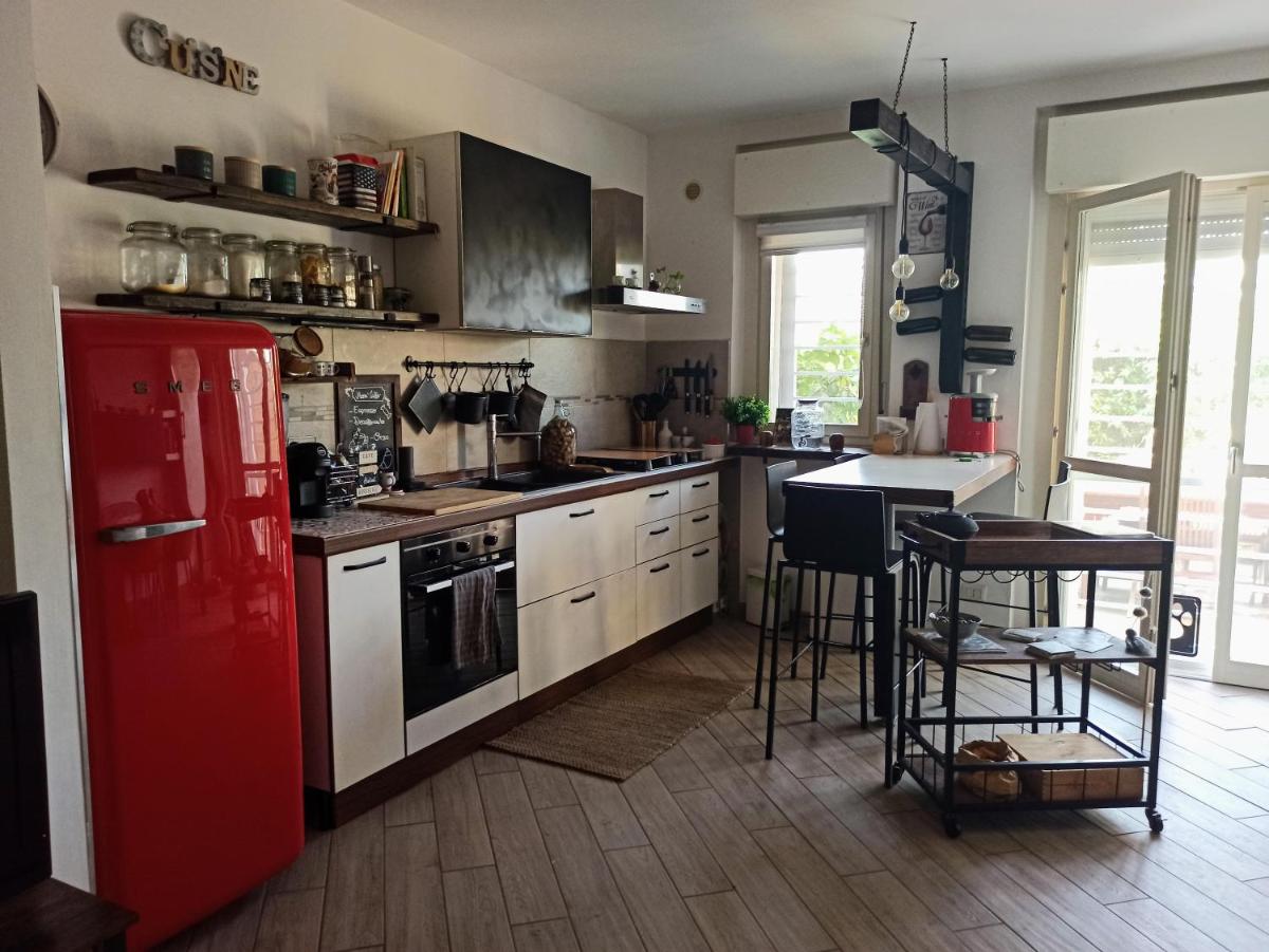 casa condivisa con noi e i nostri due gatti - Housity