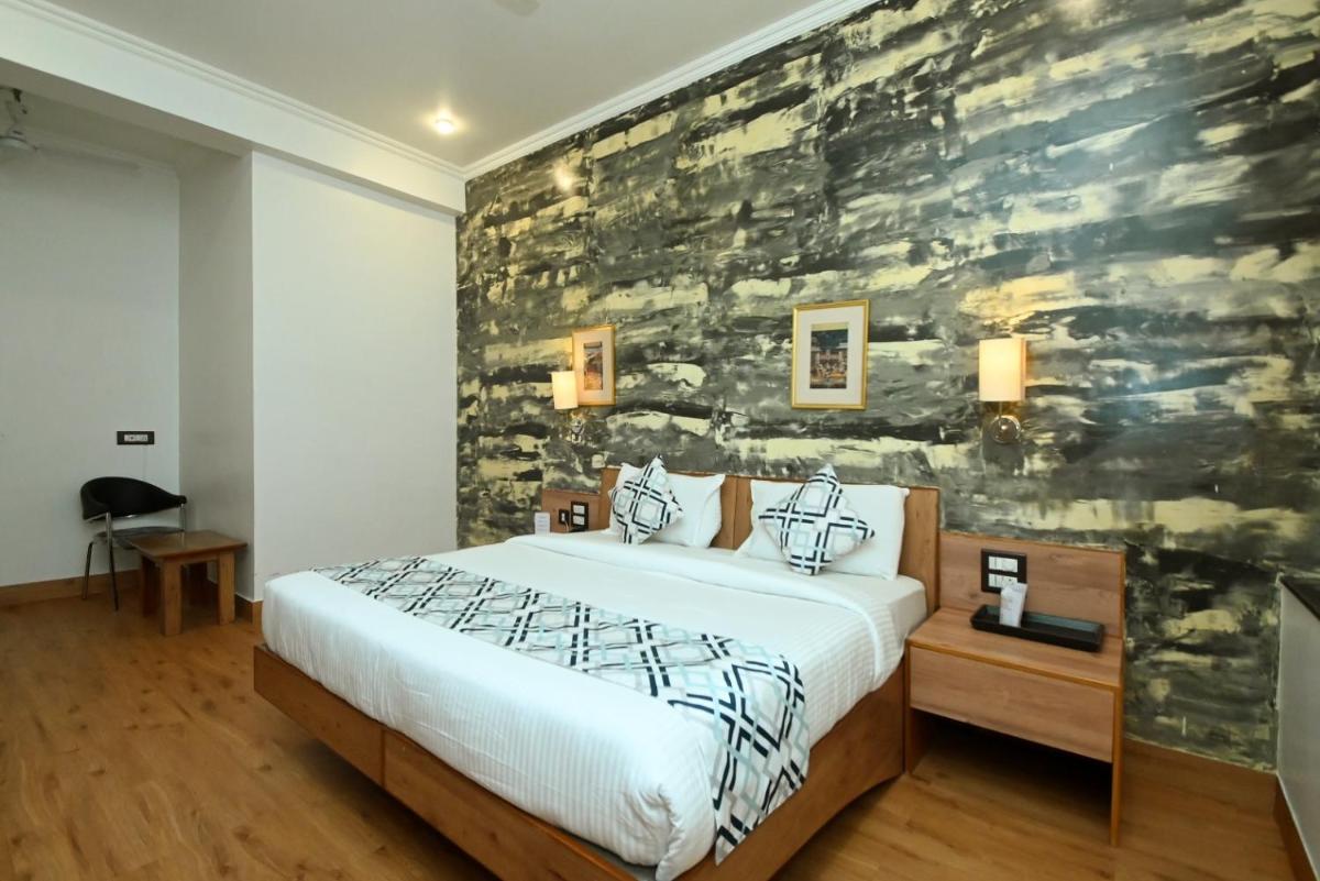 Hotel Yulia- Le Amour Inn - Housity