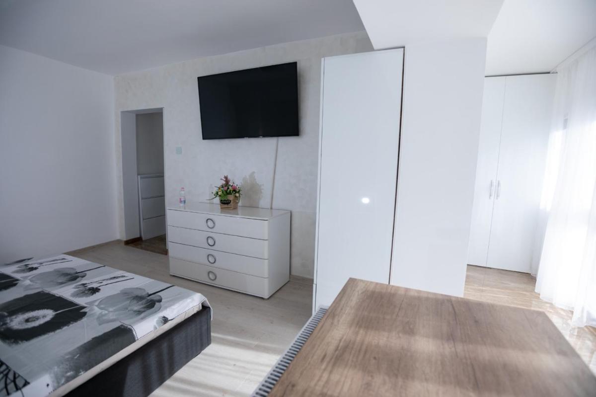 Apartament CENTRAL - Housity