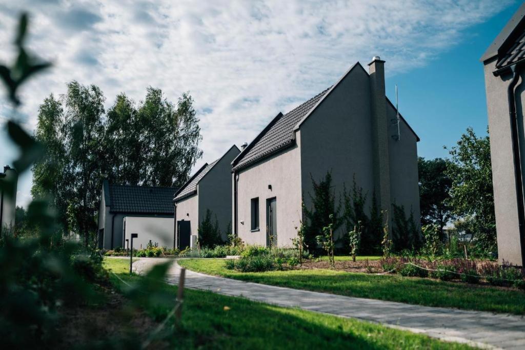Ptasia Osada Joachimówka - Housity