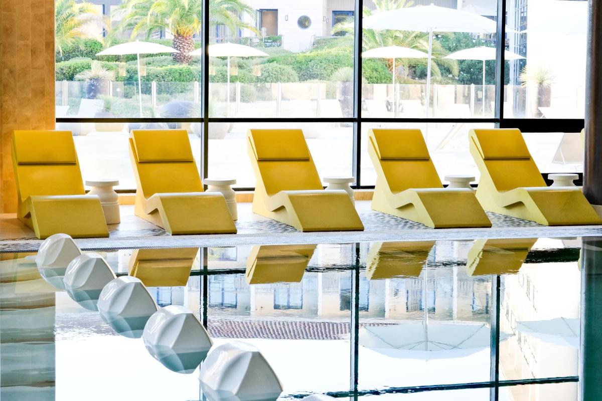 Coin salon dans l'établissement Thalazur Arcachon