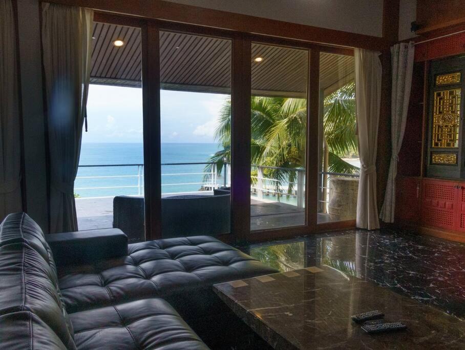 Patong 4BD sea view BOOM party&cozy pool villa - Housity