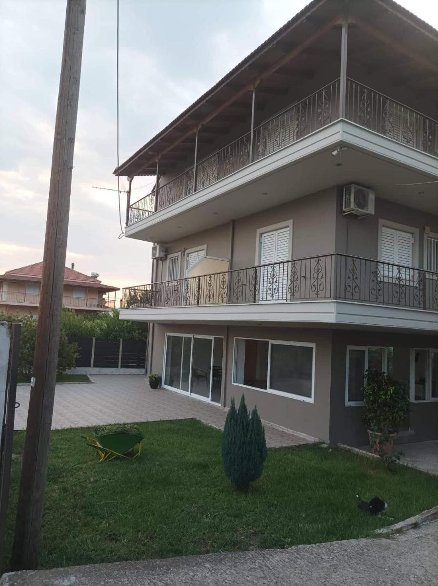 Eirini's Apartment - Housity