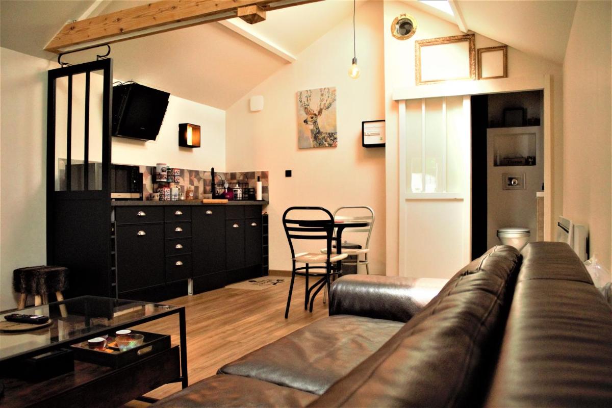 Style Loft dans une maison au calme - Housity