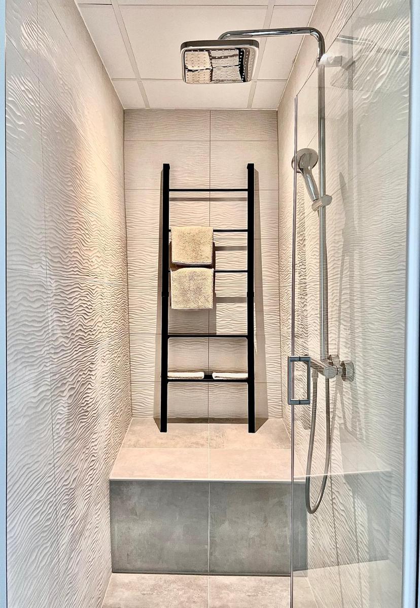 Suitetrails - Logement Miéville 7 l Travers centre
