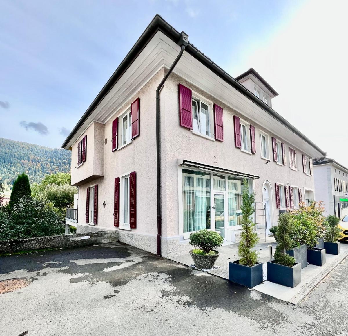 Logement Miéville 7 l Travers centre - Housity
