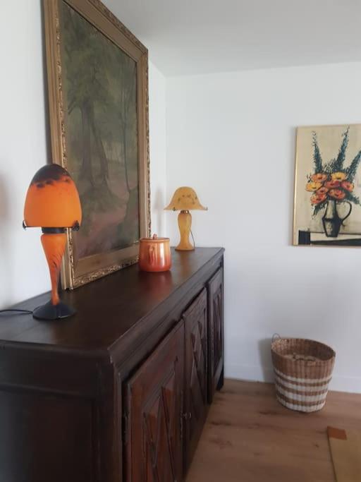 Chaumière avec sa toiture recouverte de chaume !!! - Housity