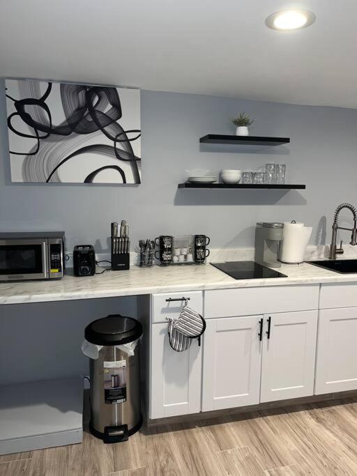 A Beautiful 1 Bedroom Basement Apartment! - Housity