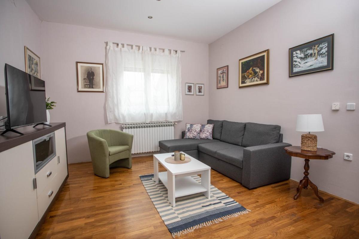 Apartman Gundulić - Housity