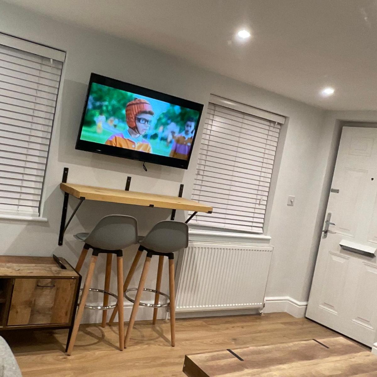 1 bed Home from Home Apartments - Housity