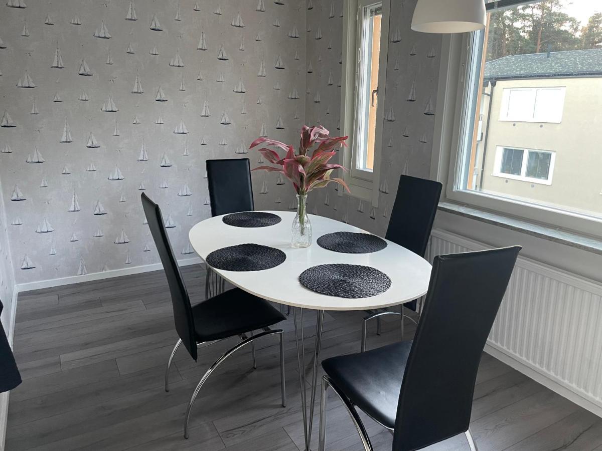 Large rental unit in Västerås - Housity