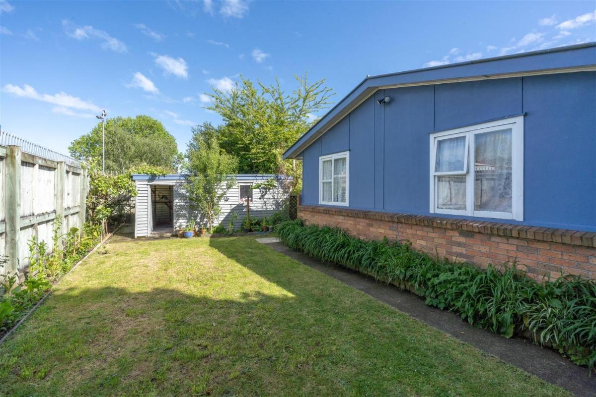 3-bedroom unit within walking distance to city - Housity