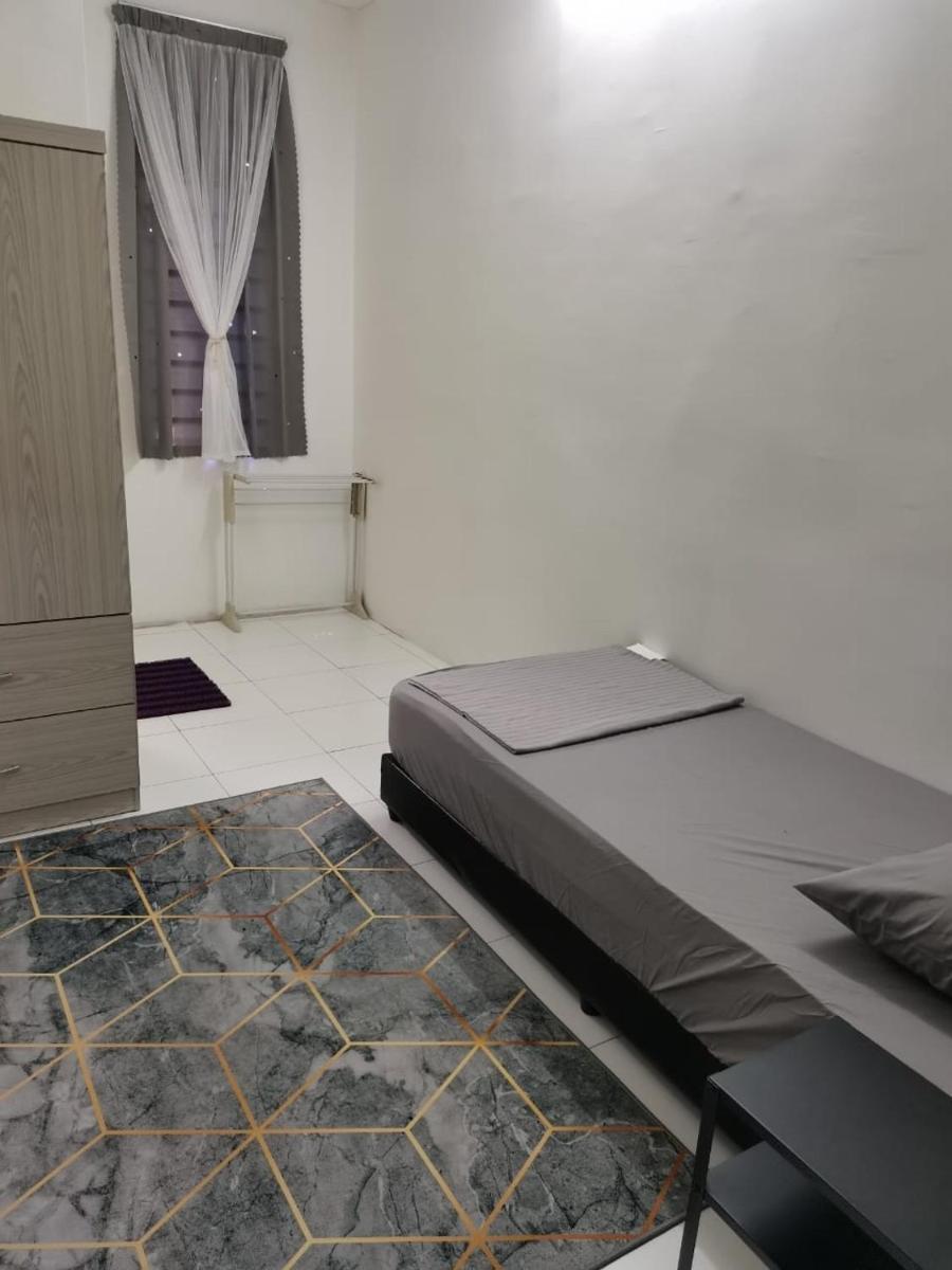 Lavender Homestay @ Pasir Gudang - Housity