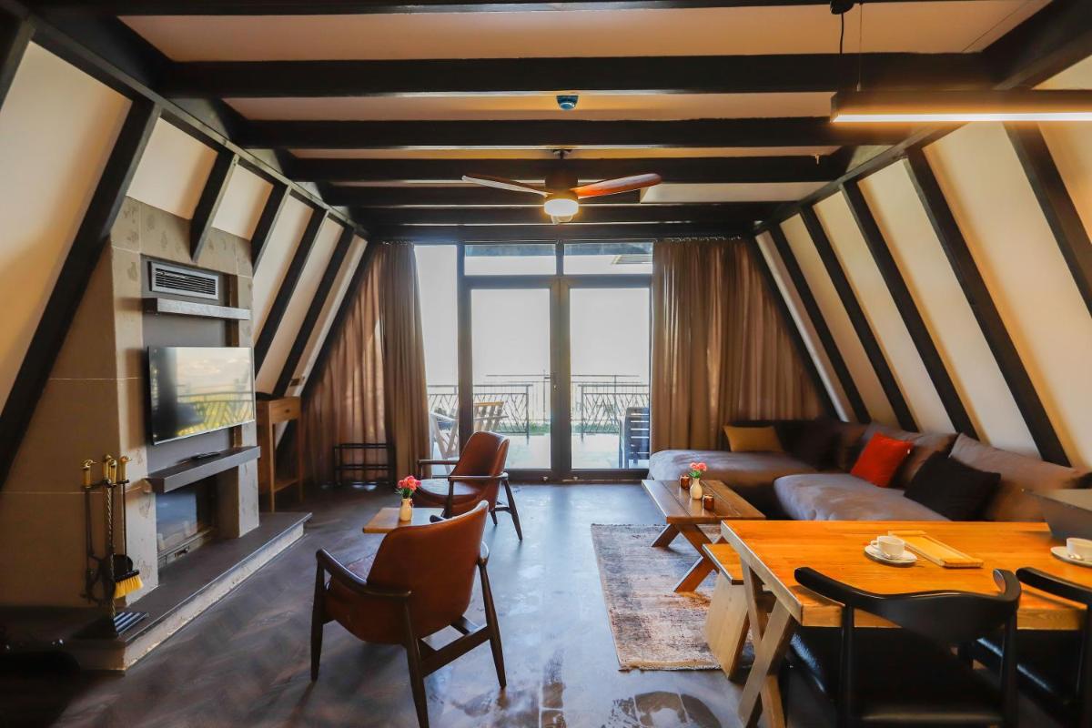 World DREAMS Forest - Housity