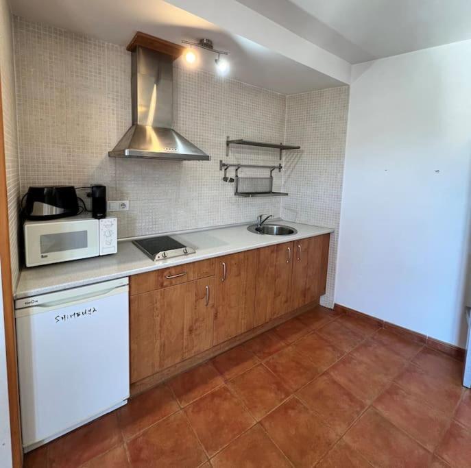 Apartamento Little Rest Gorbea Sierra nevada Zona baja, 4 pax, garaje, wifi - Housity