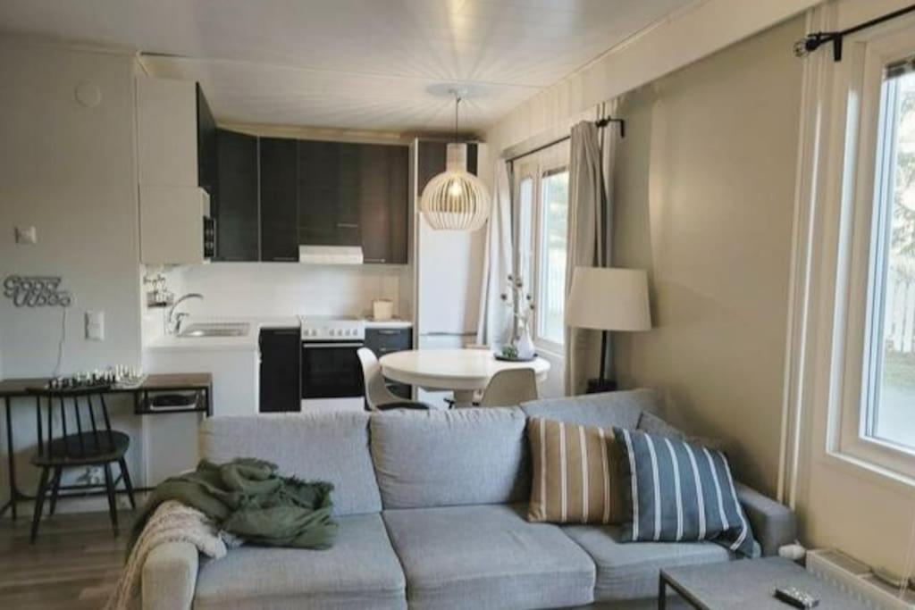 Modern apartment with free parking & sauna - Housity