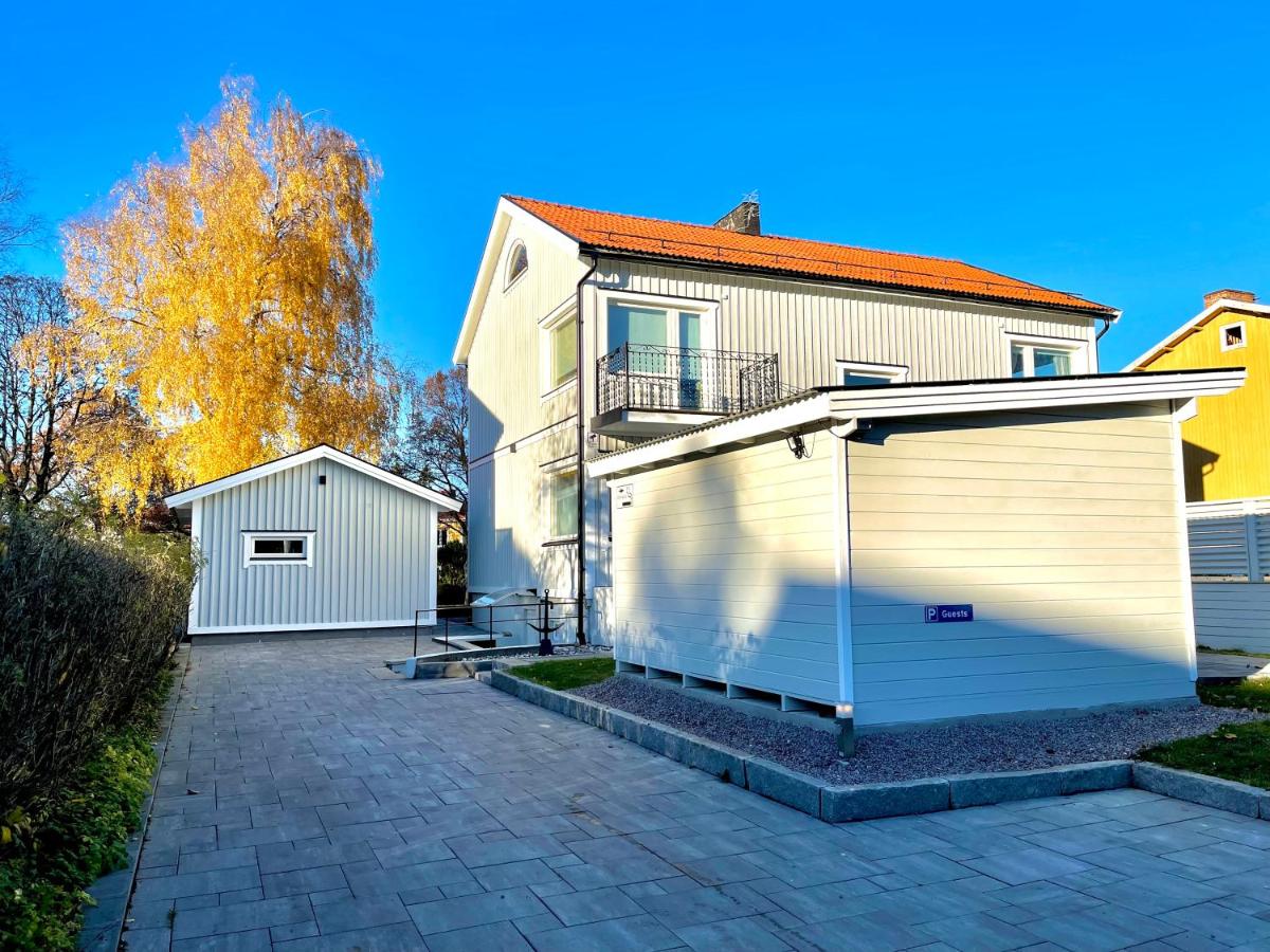 3 rooms with private kitchen & private bathroom 5B - Housity