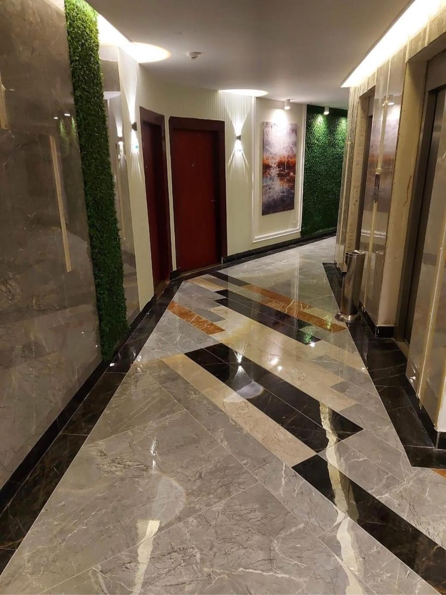 Green House Hotel - Housity