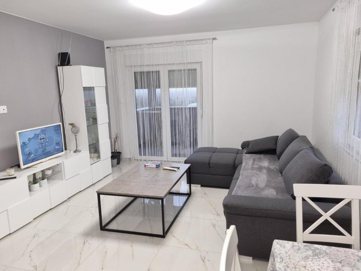 Kuća za odmor Rita - Housity