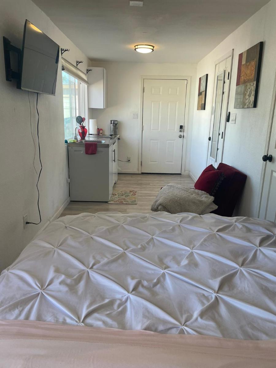 Snug Studio nr Dtwn PHX - Housity