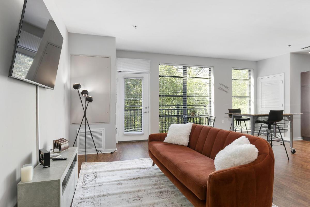 Sleek & Modern 1bd Apt - Housity